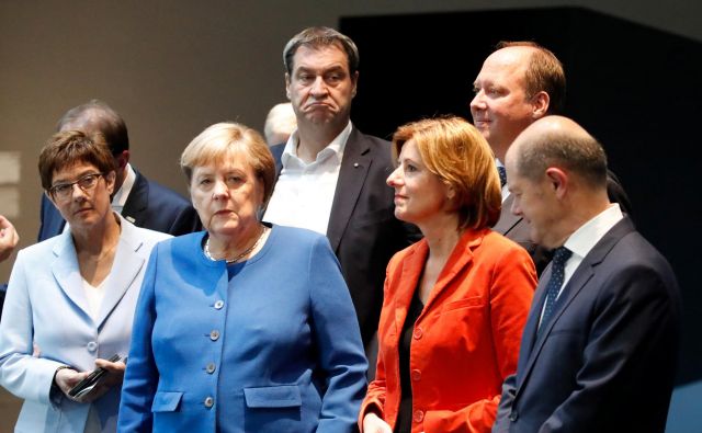 Stranki imata več kot dovolj dela v lastnih vrstah. V CDU se ukvarjajo tudi z vprašanjem, kako zagotoviti ponovno zmago na volitvah, ko se bo Angela Merkel poslovila. Foto Reuters