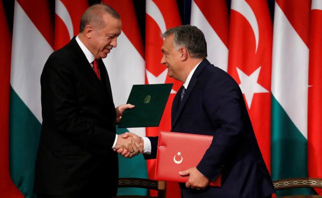 Postanek v Budimpešti je bil Erdoğanov tretji uradni obisk na Madžarskem v zadnjih šestih letih. Foto Reuters