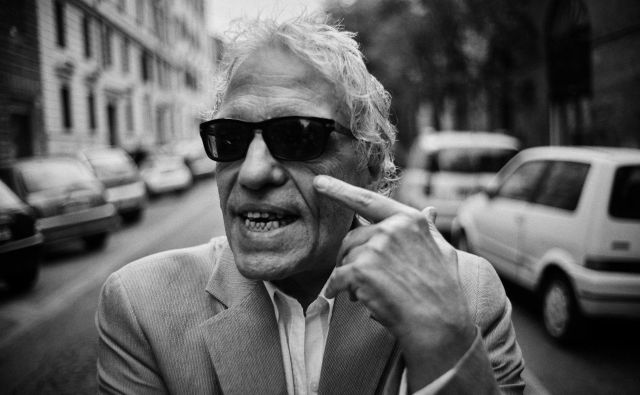 Abel Ferrara:»Snemanje filmov je delno prekletstvo in, ja, delno pot k odrešenju. Kaj je nasprotno odrešitvi? Biti preklet. Torej, filmi so moje prekletstvo … FOTO: Paolo Santambrogio