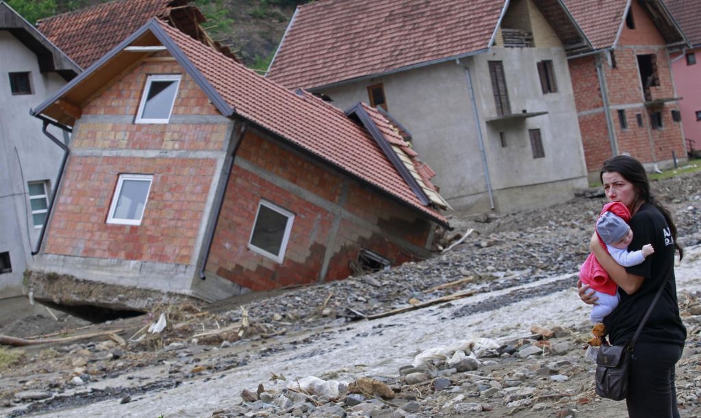 FOTO:V Srbiji že pozabljajo na katastrofalne poplave