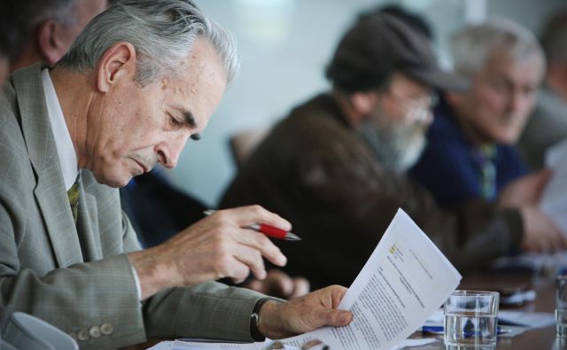 Matevž Krivic: »Če kateri poslanci mislijo, da so ti postopki slabi ali neučinkoviti, naj jih z zakonom spremenijo, saj so oni naš zakonodajalec.« FOTO: Jure Eržen/Delo