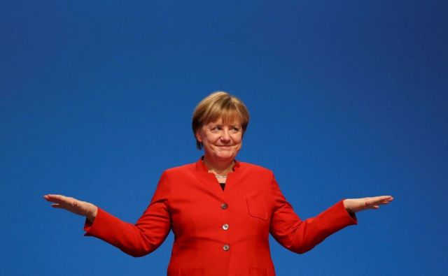 Angela Merkel si lahko oddahne, ni pa čas za odpiranje šampanjcev.  FOTO: Reuters<br />
 