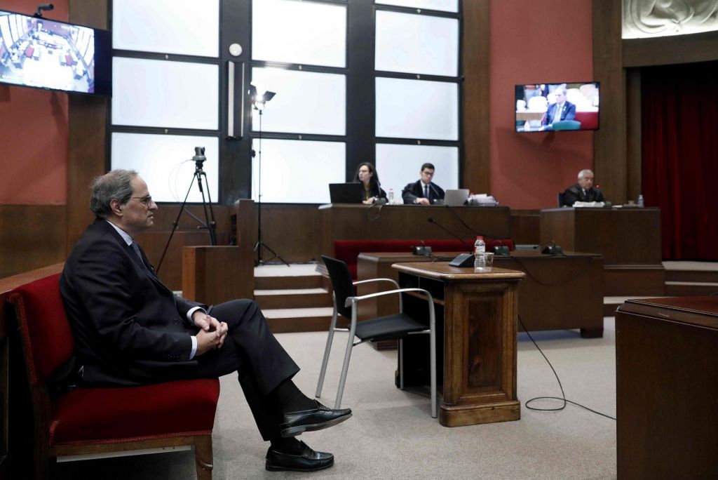 V Španiji začetek sojenja katalonskemu predsedniku