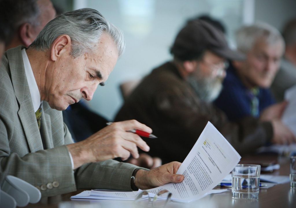 Matevž Krivic: Slabo premišljene navedbe prof. Toplaka