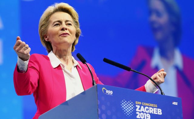 Ursula von der Leyen je včeraj nastopila na kongresu EPP v Zagrebu. Napovedala je, da bo evropsko komisijo vodila v duhu evropskih vrednot. FOTO: Antonio Bronic/Reuters