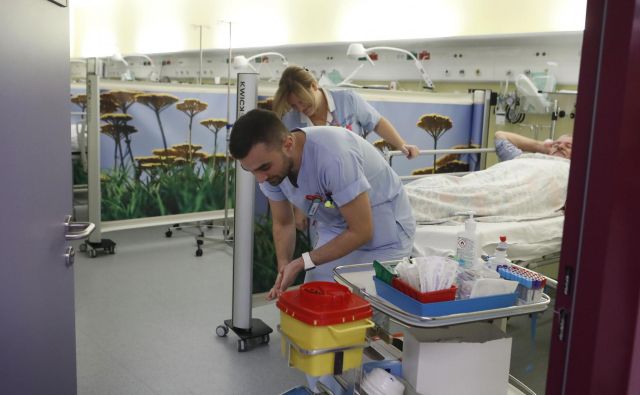 Zdravje in zadovoljstvo sta zelo pomembna za celotno družbo, so poudarili na 20. simpoziju medicinskih sester in zdravstvenih tehnikov. Foto Leon Vidic