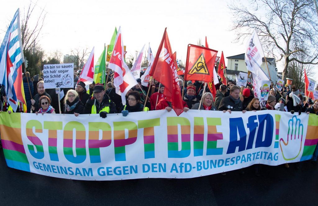 FOTO:Kongres AfD spremljali množični protesti