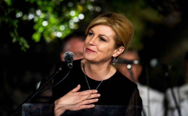 Favoritinja Kolinda Grabar Kitarović si nabira točke tudi s »Čokolindo«. Foto: Cropix