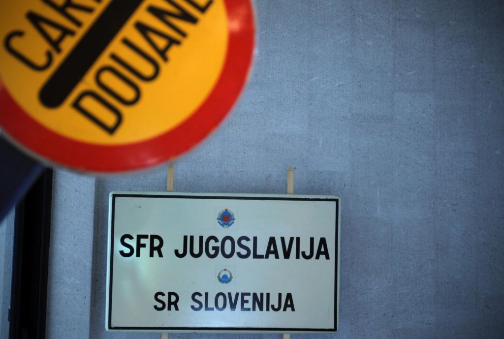 Zgodovinska primerjava: Španija, Katalonija in Jugoslavija