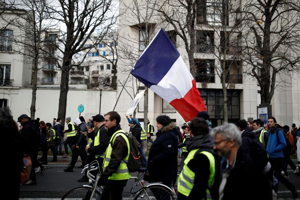 FOTO:Protestniki ohromili ulice 