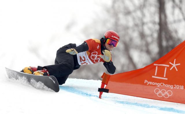 Žan Košir med kvalifikacijami v deskanju na snegu, Pjongčang 24. februar 2018. FOTO: Matej Družnik