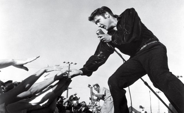 Elvis Presley je bil leta 1957 čista kulturna senzacija. FOTO: Roger Marshutz