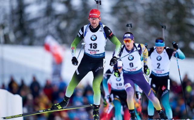 Jakov Fak se je na drugi postajji sezone vrnil v ospredje biatlonske karavane. FOTO: AFP