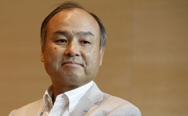 Masayoshi Son svetuje naložbe v avtonomna vozila. FOTO: Reuters