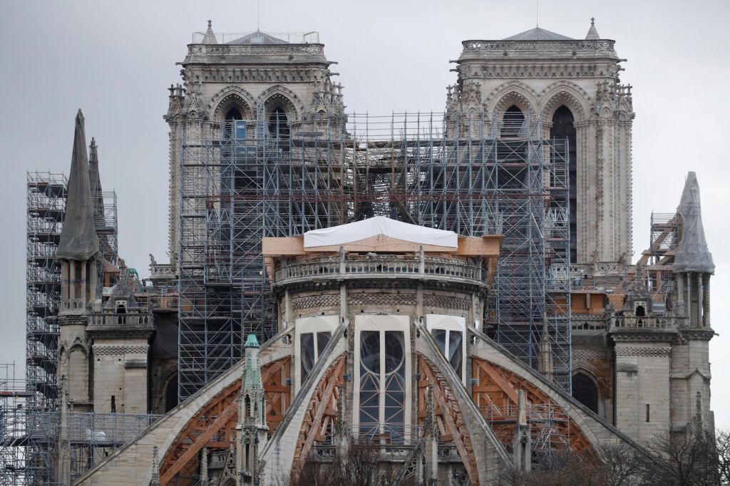 Katedrala Notre Dame prvič po letu 1803 brez polnočnice