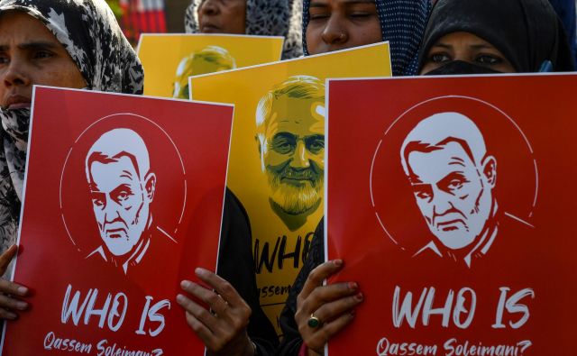 Uboj iranskega generala Kasima Sulejmanija, ki so ga prejšnji konec tedna izvedle ZDA, je bil videti kot iskra, vržena v kup sena. FOTO: AFP