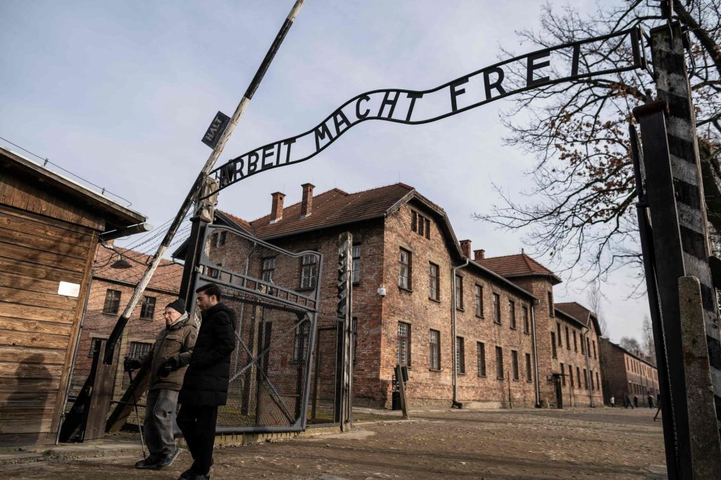 Auschwitz, spomin ni dovolj