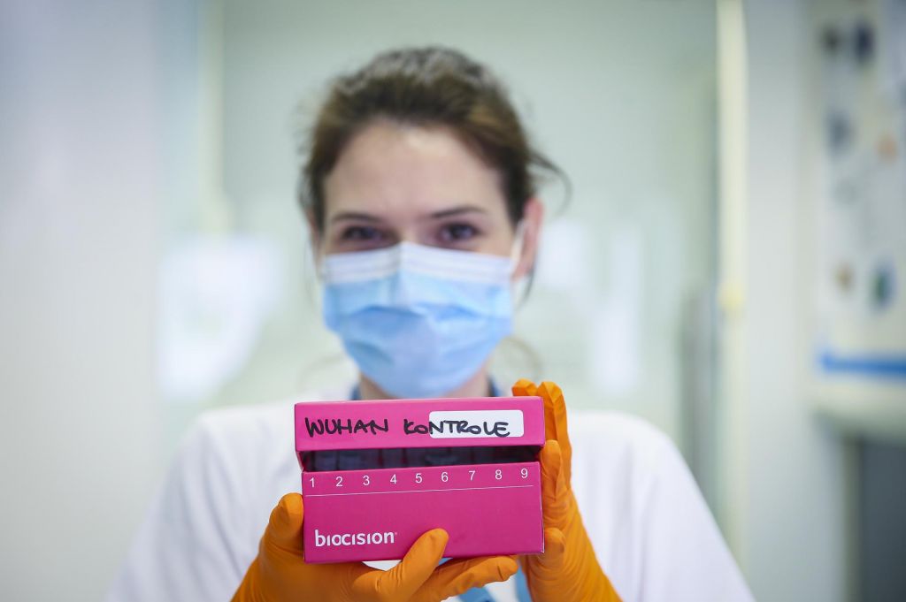 FOTO:Edini, ki v Sloveniji dokazujejo novi koronavirus