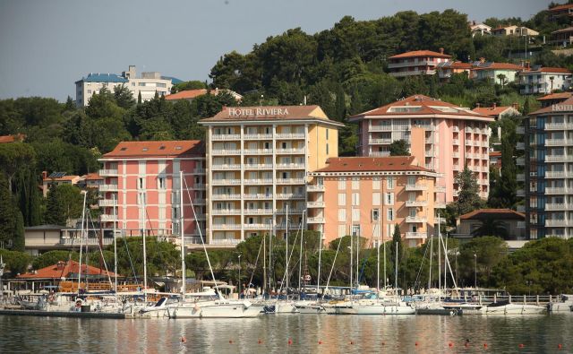 Vlada naj bi danes prižgala zeleno luč za konsolidacijo državnih hotelov. Foto: Jure Eržen