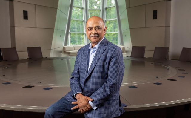 Ameriško-indijski Inženir Arvind Krishna naj IBM povrne nekdanjo moč. Foto IBM