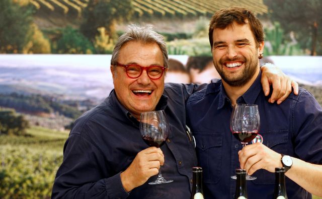 Oliviero Toscani (levo) na fotografiji s sinom Roccom. FOTO: Stefano Rellandini/Reuters