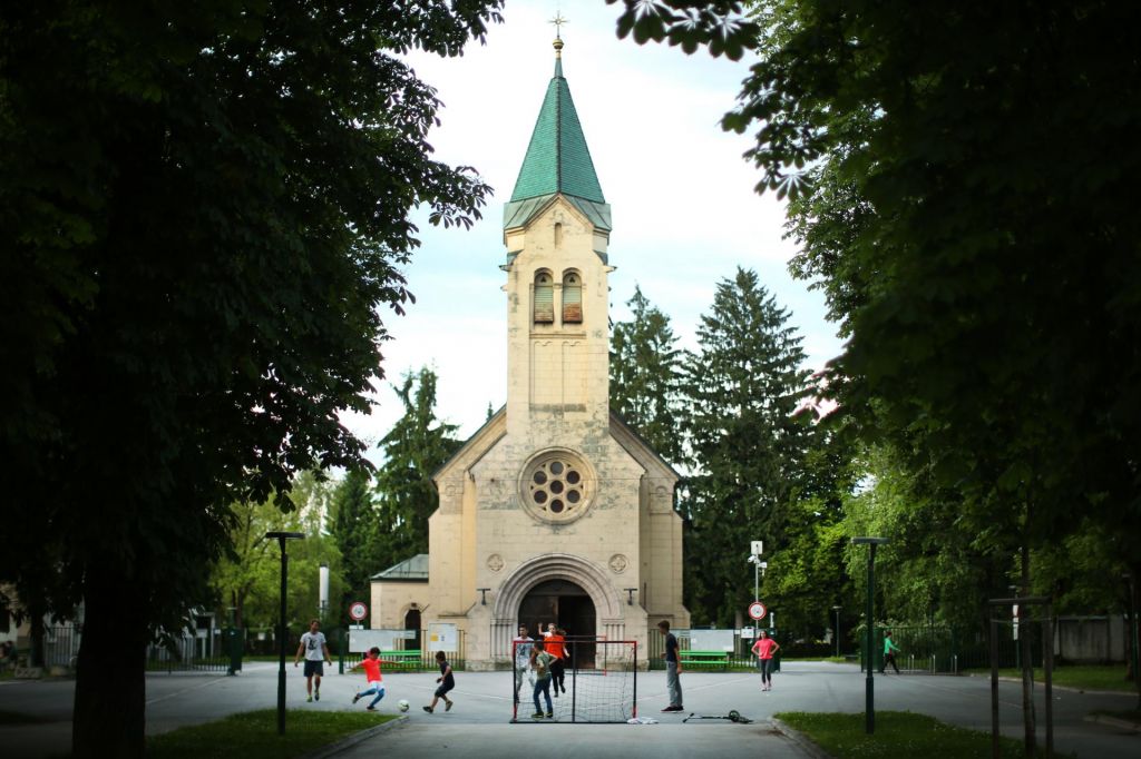 Cerkveni sodišči: za zaščito otrok in mladoletnih