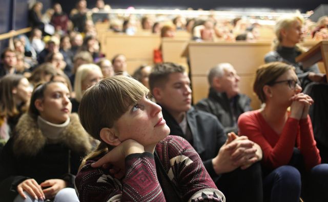 Tako na srednjih kot na visokih šolah so mnenja, da bodoči dijaki in študenti na informativnih dneh sprašujejo premalo. FOTO: Tomi Lombar