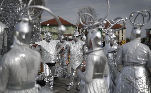 30. pustni karneval na Viru pri Domžalah. FOTO: Leon Vidic/Delo