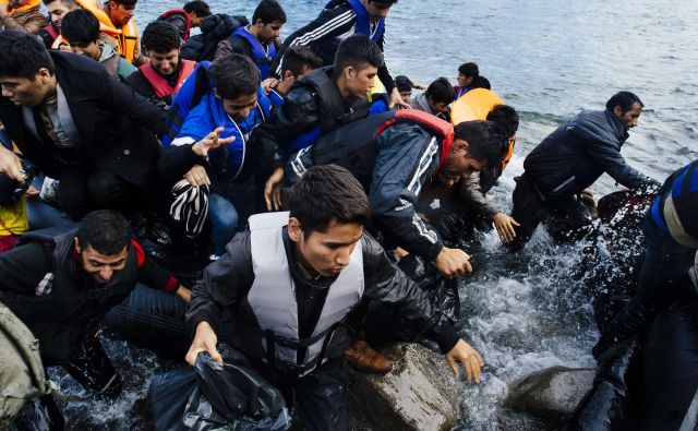 Grčija skuša preprečiti prihode beguncev iz Turčije. FOTO:  Dimitar Dilkoff/Afp