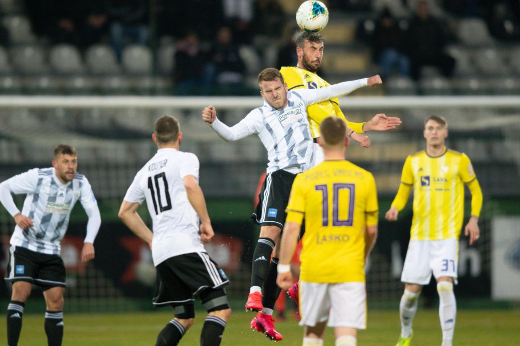 FOTO:Po 270 minutah Olimpija in Maribor skupaj kot Triglav