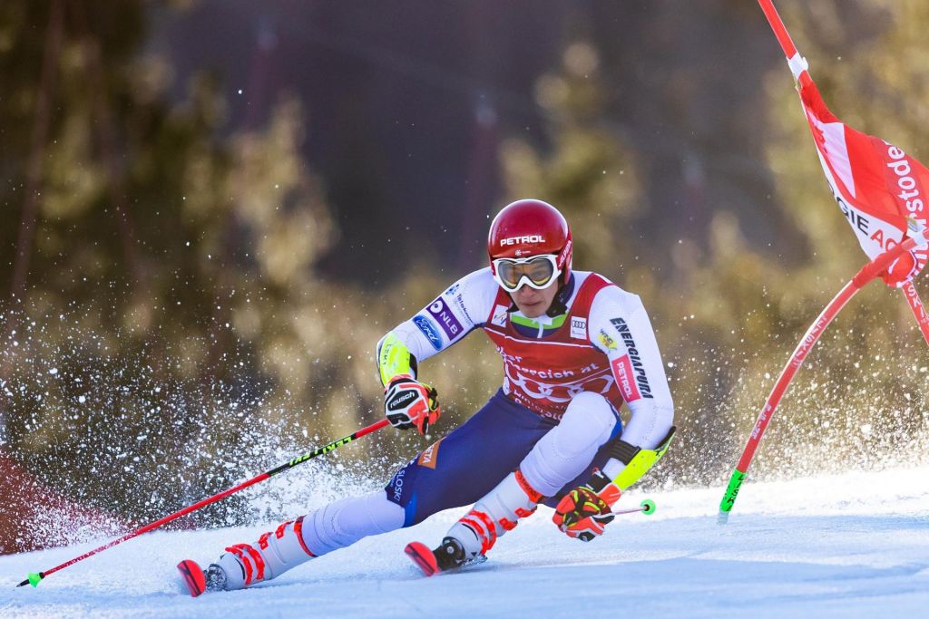 Kranjec zapravil lepo priložnost in ostal brez rdeče majice