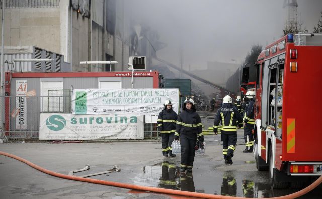 Požarov, kot je bil v Surovini, se ne da popolnoma preprečiti. FOTO: Uroš Hočevar/Delo