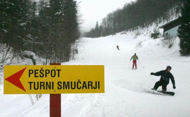 Večja nevarnost proženja snežnih plazov je na območju Zelenice. FOTO: Marko Feist/Slovenske novice
