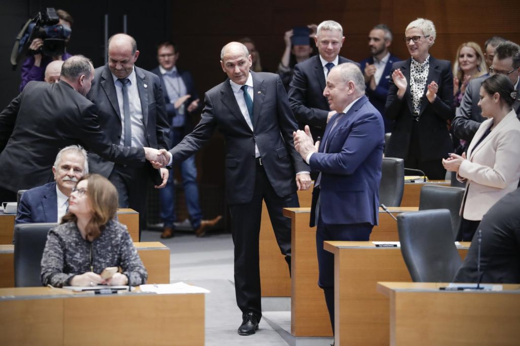 Orban Janši na Facebooku: »Srečno, prijatelj moj«