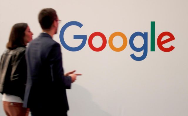 Google za svoje zaposlene organizira avtobisne linije in z njimi se na delo vozi tretjina vseh. PHOTO: Reuters