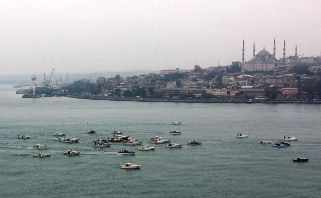 Istanbul je privlačen, ampak ne v času pandemije, ko ni jasno, kakšna bo vrnitev. FOTO: Tadej Regent/Delo