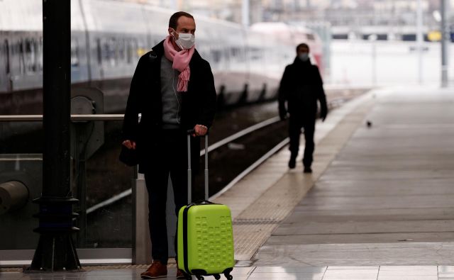 Tudi Francija se je pogreznila v epidemijo. Foto: Reuters