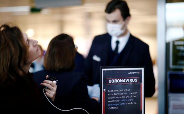 Udarec pandemije je za letalske prevoznike prišel ob najbolj nepravem času. FOTO: Reuters