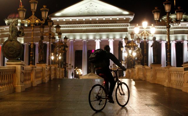 Do prespanskega sporazuma z Atenami je bilo Skopje glede pristopnih pogajanj v slepi ulici. FOTO: Ognen Teofilovski/Reuters