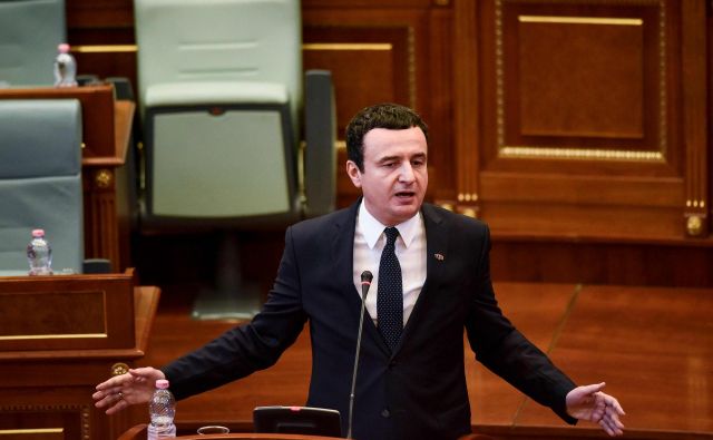 Parlament je izglasoval nezaupnico vladi Albina Kurtija. Foto: AFP