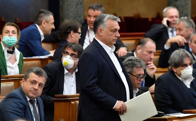 Je s »pomočjo« pandemije koronavirusa madžarski premier Viktor Orbán res postal prvi diktator v Evropski uniji? FOTO: AFP