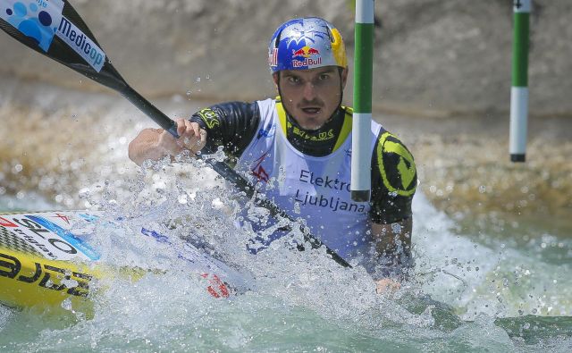 Peter Kauzer poskuša na položaj gledati s pozitivne plati, za priprave na OI bo imel leto več časa. FOTO: Jože Suhadolnik/Delo