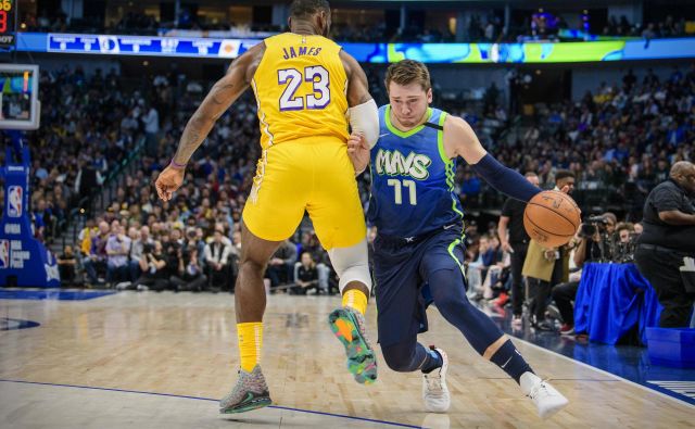 Ko je Luka Dončić »vroč«, mu ne more do živega niti LeBron James. FOTO: USA Today Sports