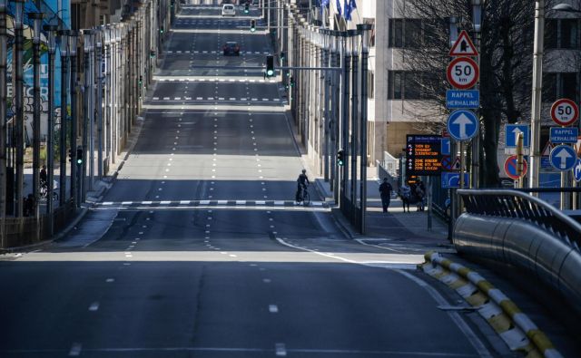 Kriza, v katero je padla EU s pandemijo novega koronavirusa, bo velika preizkušnja in kažipot za prihodnost. FOTO: AFP