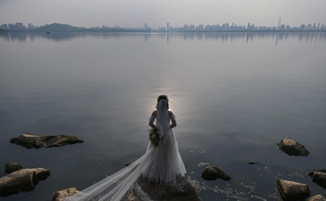 Fotografiranje v naravi in priljubljenih turističnih krajih je za zdaj izključeno iz programa. FOTO: AFP