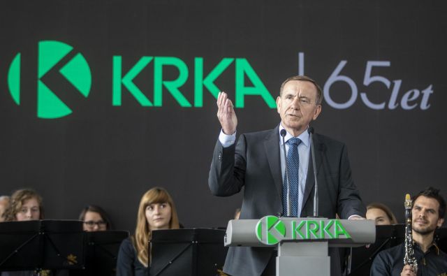 Predsednik uprave Krke <strong>Jože Colarič </strong>je lani od 1,142 milijona evrov bruto plače kar 60 odstotkov odvedel državi za davke in prispevke. FOTO: Voranc Vogel/Delo