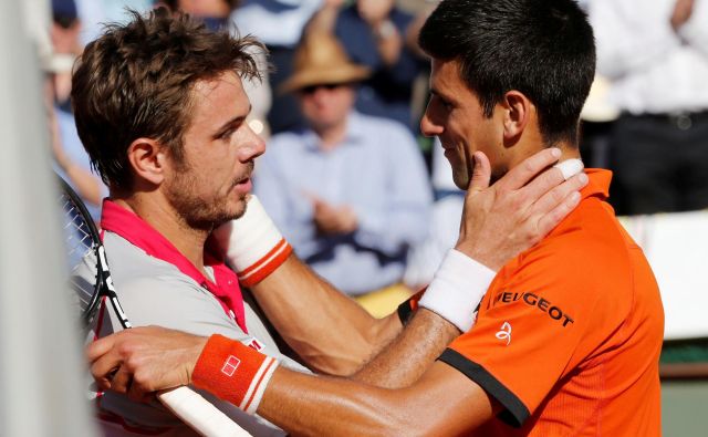 Stan Wawrinka in predsednik sveta igralcev pri Združenja profesionalnih igralcev tenisa ATP Novak Đoković (desno) sta razkrila, da tudi v bogatem teniškem svetu vsem ne cvetijo rožice. FOTO: Reuters