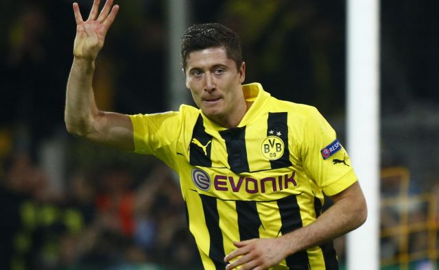 Robert Lewandowski se je veselil štirih golov proti Realu. FOTO: Reuters