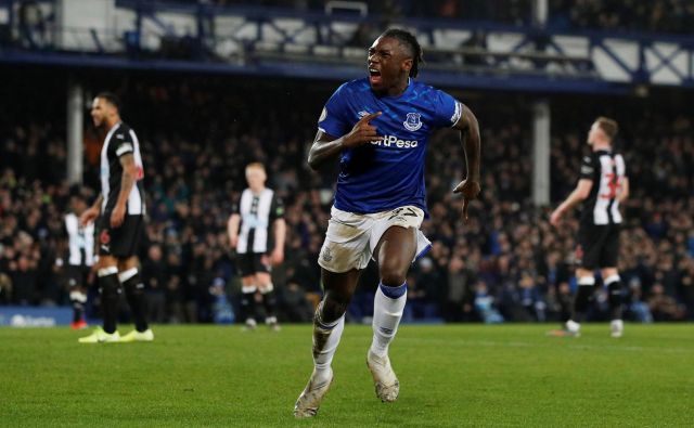 Italijanski nogometaš Moise Kean si je privoščil veliko neumnost. FOTO: Reuters