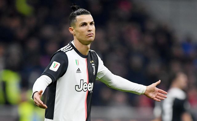 Juventus s Cristianom Ronaldom ima v serie A točko prednosti pred Laziom. FOTO: Reuters